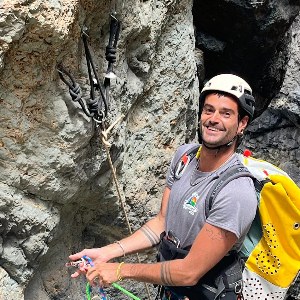 Antony, Guide Cilaosaventure canyoning à La Réunion