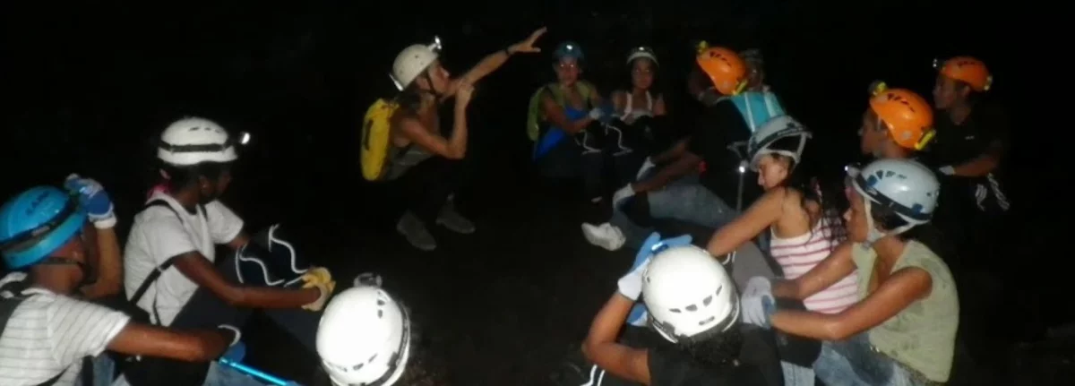 Canyoning Réunion : Tunnels de lave Découverte - 2004 à La Réunion